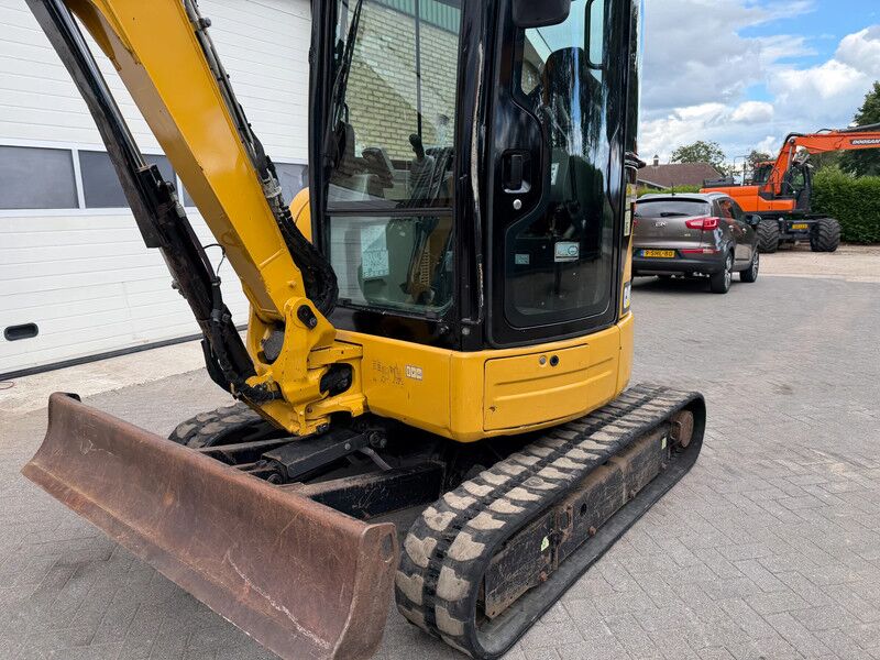 Mini-pelle Caterpillar 303.5E CR diesel 3,58T – 2017 – 3 948 h – 3 godets et grappin – Image 10