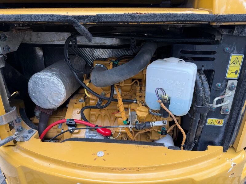 Mini-pelle Caterpillar 303.5E CR diesel 3,58T – 2017 – 3 948 h – 3 godets et grappin – Image 6