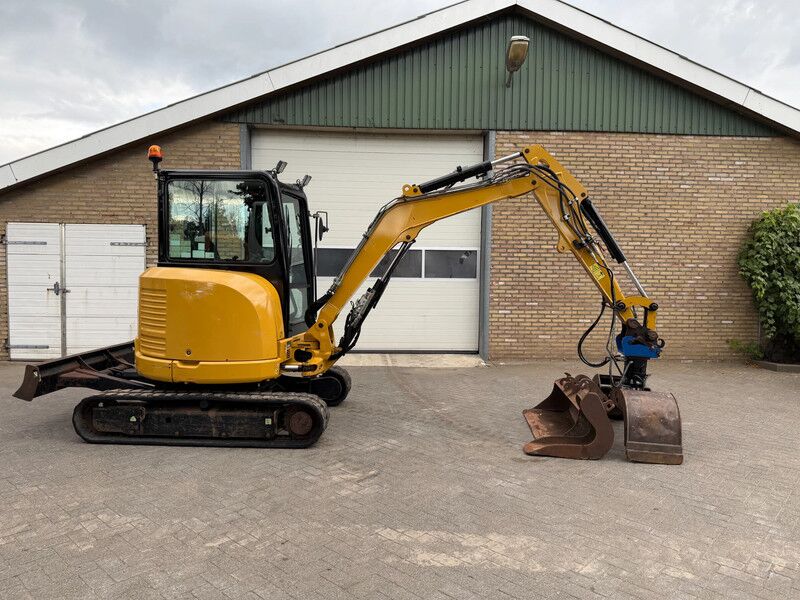 Mini-pelle Caterpillar 303.5E CR diesel 3,58T – 2017 – 3 948 h – 3 godets et grappin – Image 18