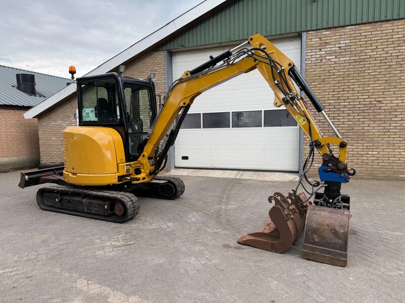 Mini-pelle Caterpillar 303.5E CR diesel 3,58T – 2017 – 3 948 h – 3 godets et grappin – Image 15