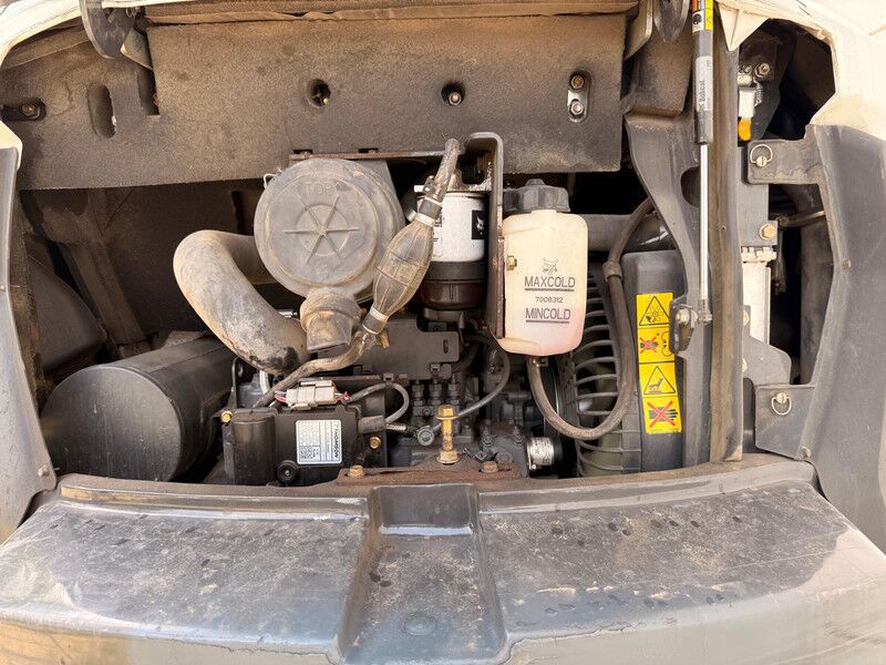 Mini-pelle Bobcat E35z diesel 2019 – 1 599 h – 3 499 kg – 3 godets – Image 2