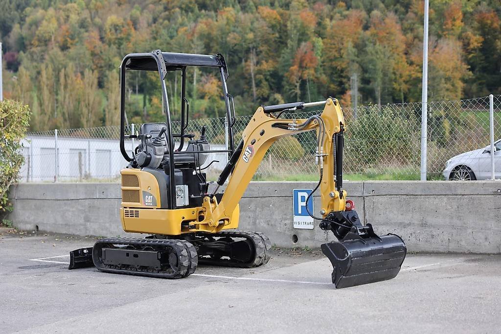 Mini-pelle Caterpillar 301.7D diesel 1,73T – 2018 – 1 115 h – 3 godets – Image 4