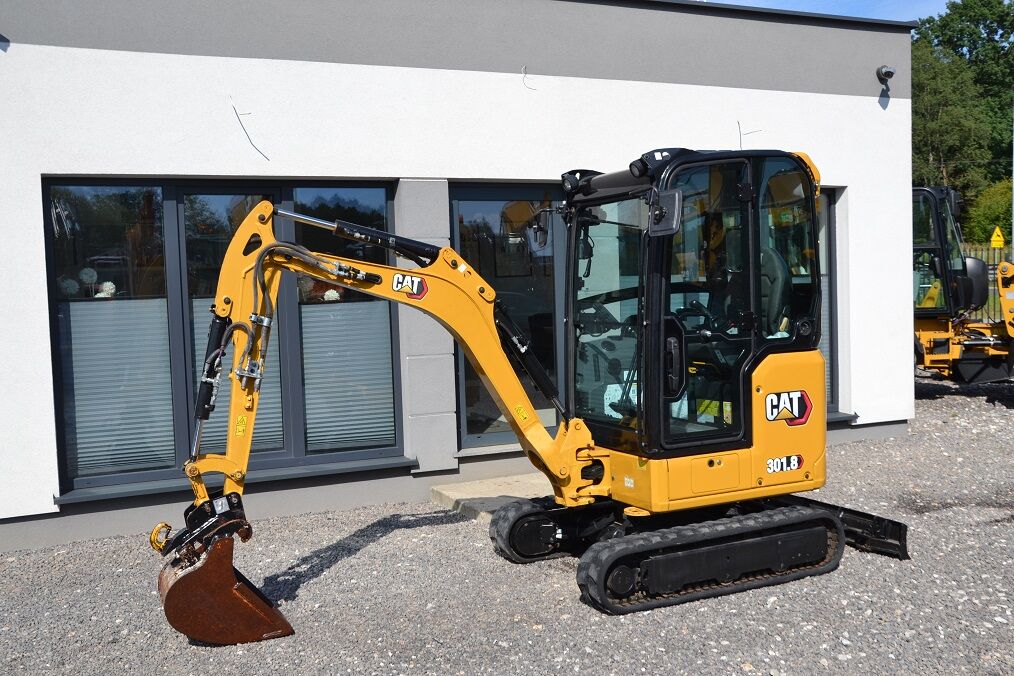 Mini-pelle Cat 301.8 diesel 2T – 2021 – 1 900 h – 3 godets – BTP – Image 19