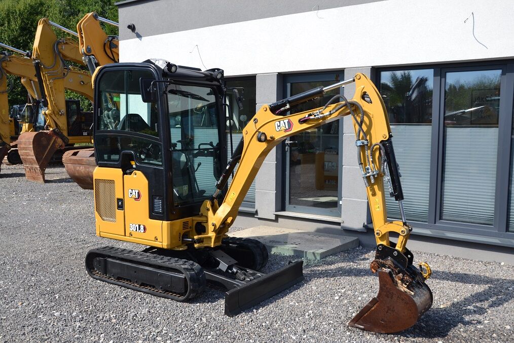 Mini-pelle Cat 301.8 diesel 2T – 2021 – 1 900 h – 3 godets – BTP – Image 7