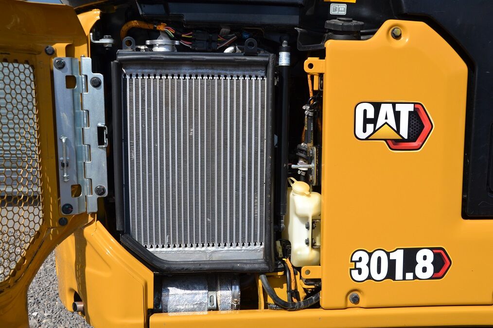 Mini-pelle Cat 301.8 diesel 2T – 2021 – 1 900 h – 3 godets – BTP – Image 4