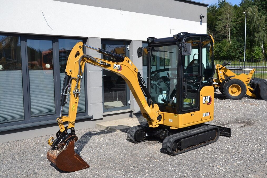 Mini-pelle Cat 301.8 diesel 2T – 2021 – 1 900 h – 3 godets – BTP – Image 18