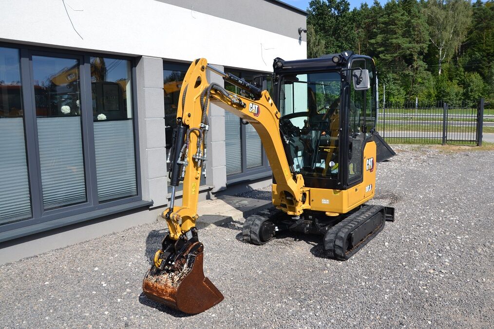 Mini-pelle Cat 301.8 diesel 2T – 2021 – 1 900 h – 3 godets – BTP – Image 17