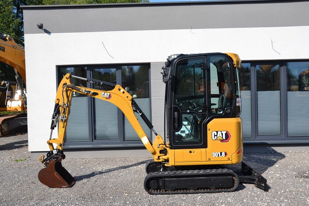 Mini-pelle Cat 301.8 diesel 2T – 2021 – 1 900 h – 3 godets – BTP – Image 16