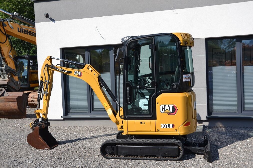 Mini-pelle Cat 301.8 diesel 2T – 2021 – 1 900 h – 3 godets – BTP – Image 15