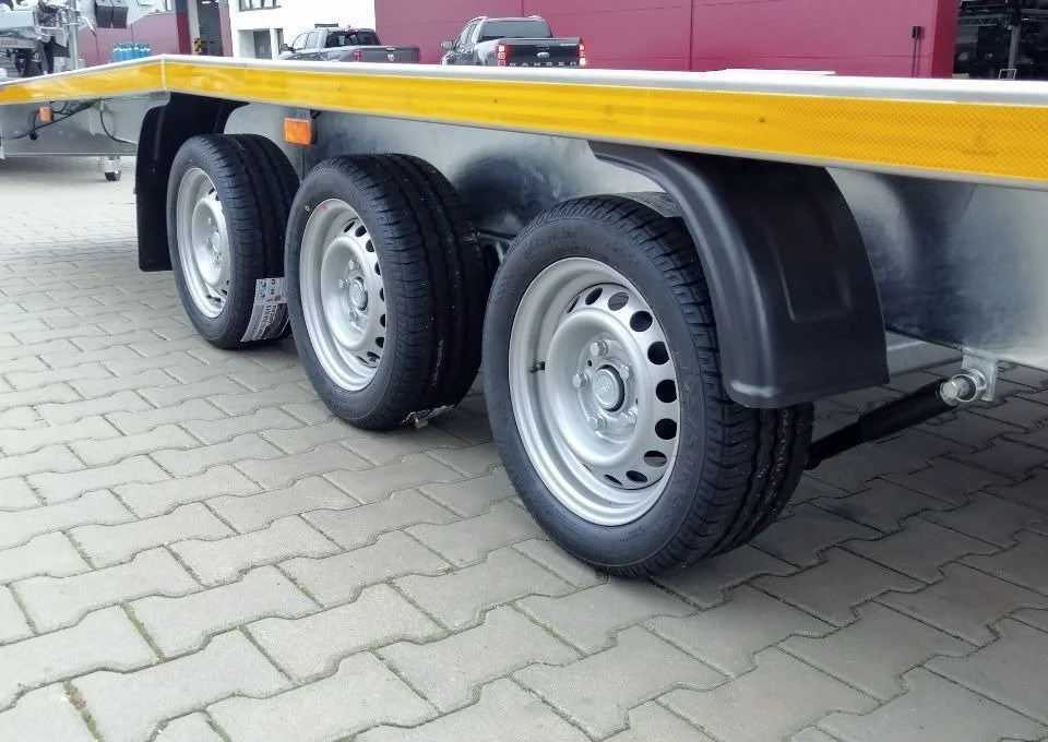 Remorque porte-engins Besttrailers BEST 3 essieux – PTAC 3 500 kg – Charge utile 2 690 kg – Plateau 5,5 × 2,1 m – Image 3
