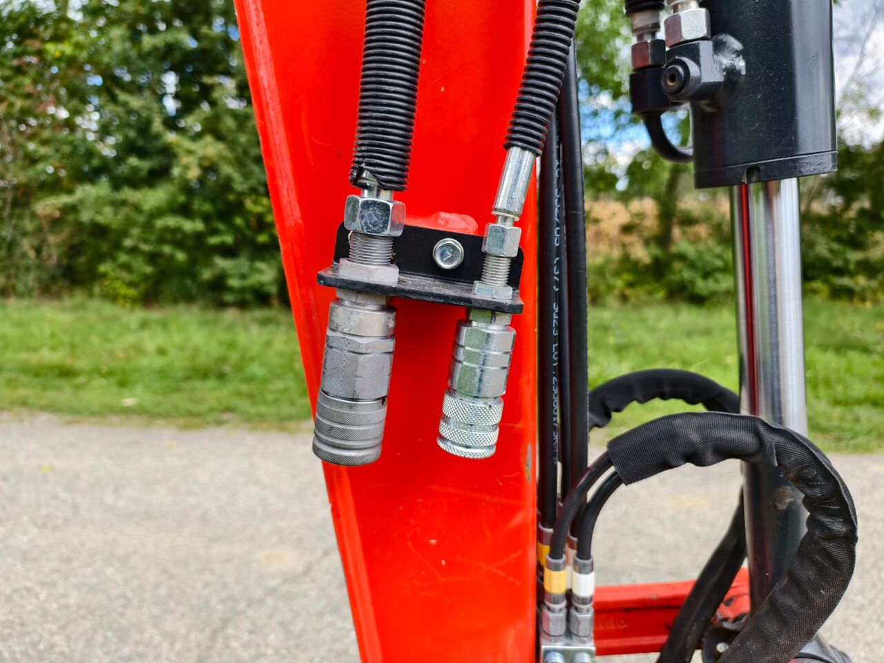 Mini-pelle Kubota U27-4 HI 2024 – 2 665 kg, 920 h, Powertilt et 3 godets – Image 12