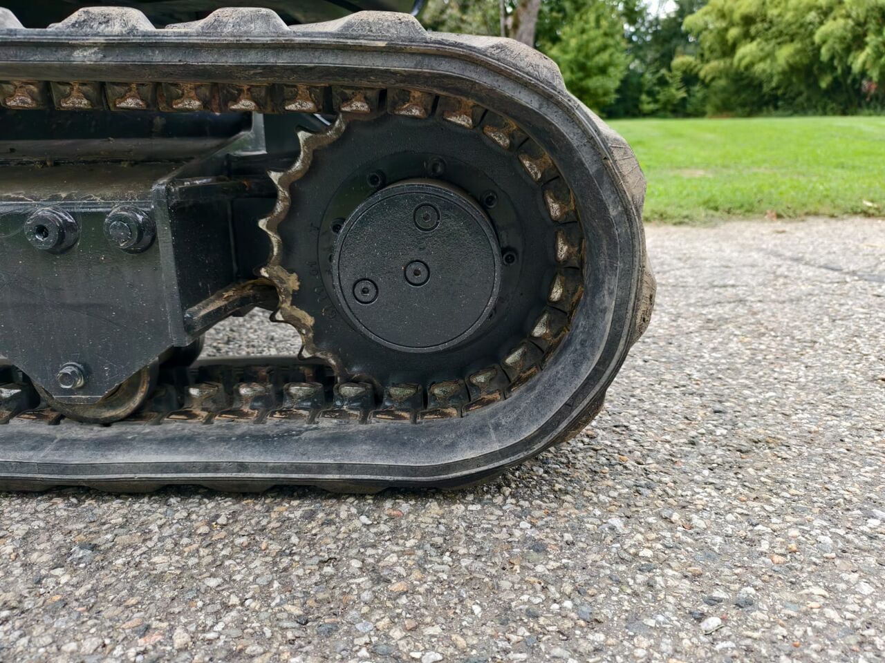 Mini-pelle Kubota U27-4 HI 2024 – 2 665 kg, 920 h, Powertilt et 3 godets – Image 15