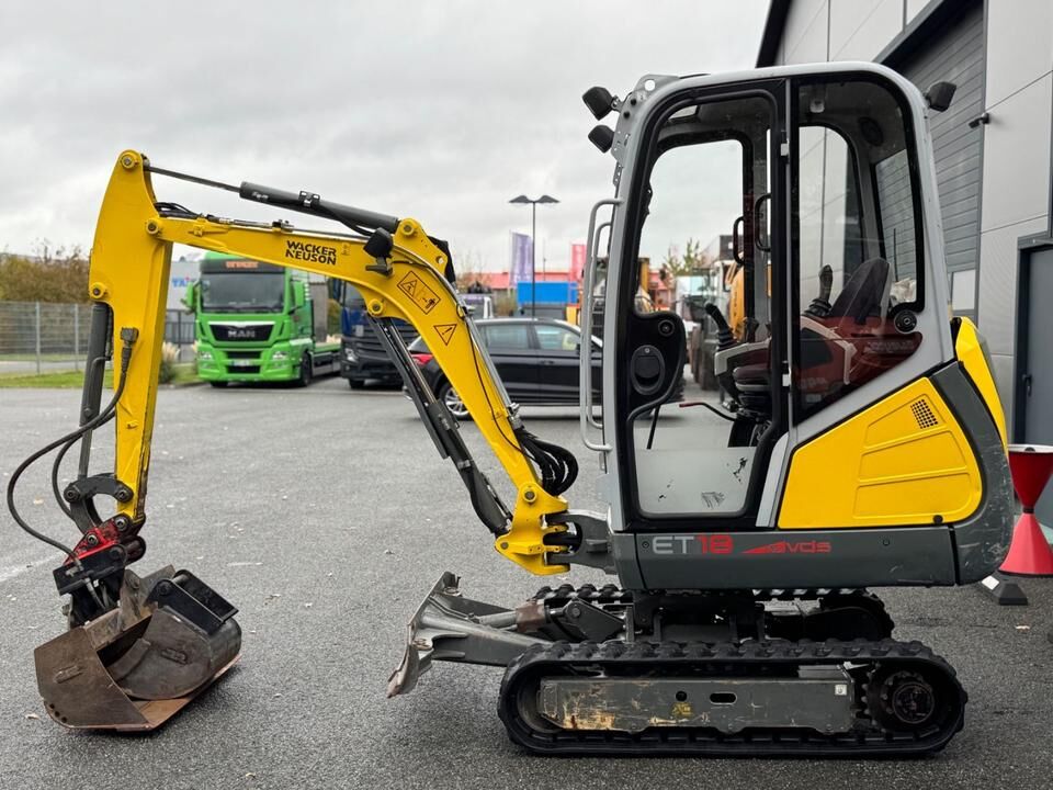 Mini-pelle Wacker Neuson ET18 VDS 2013 – 2 395 h – 13,2 kW – Attache rapide – 3 godets – Image 20