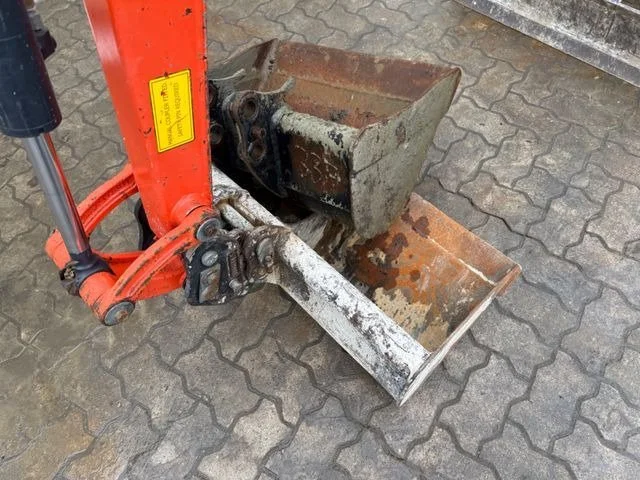 Mini-pelle Kubota KX016-4 diesel 1 615 kg – 2019 – 957 h – Cabine équipée – Image 8
