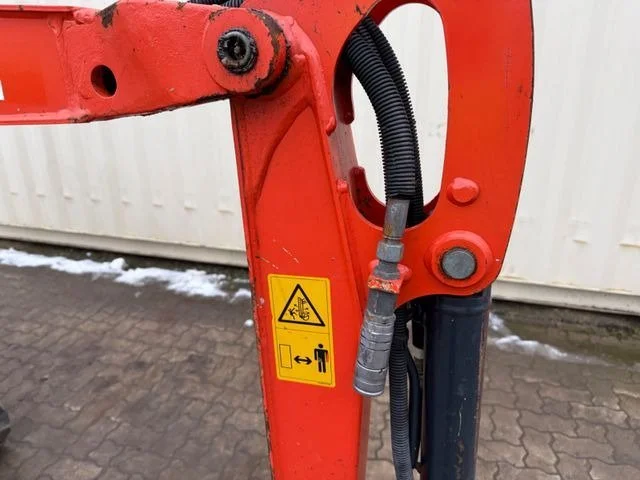 Mini-pelle Kubota KX016-4 diesel 1 615 kg – 2019 – 957 h – Cabine équipée – Image 7