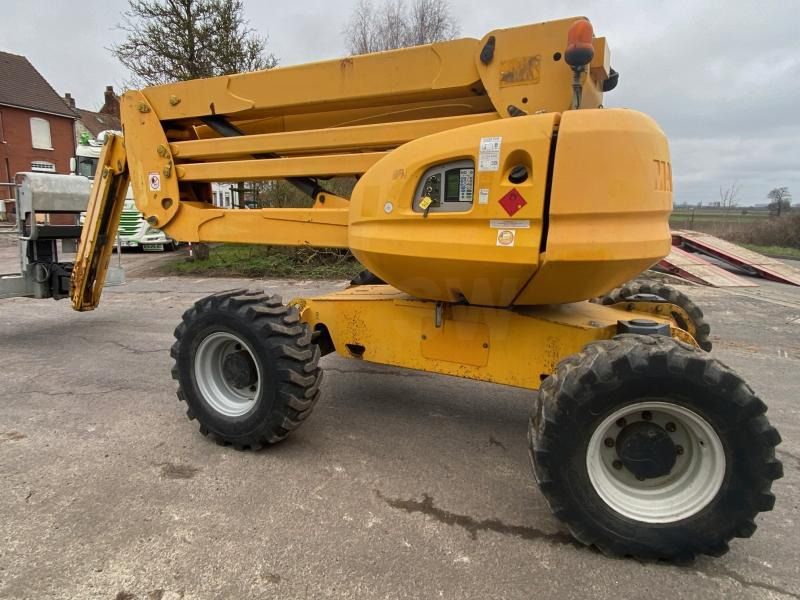Nacelle articulée diesel Manitou 160 ATJ 4x4 – Hauteur de travail 16 m, déport 8,30 m – Image 11