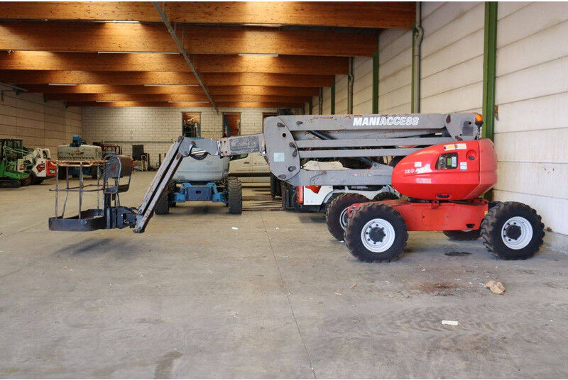 Nacelle articulée diesel Manitou 180 ATJ – Hauteur de travail 18 m, charge 230 kg – Image 19