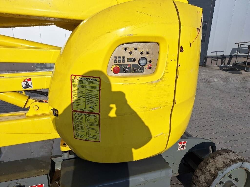 Nacelle articulée électrique Manitou 150 AET JC – Hauteur de travail 15,4 m, 230 kg – Image 10