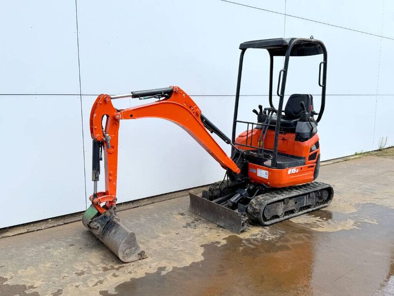 Mini-pelle Kubota U17-3 2022 – 1,12T, 776 h, voie variable hydraulique