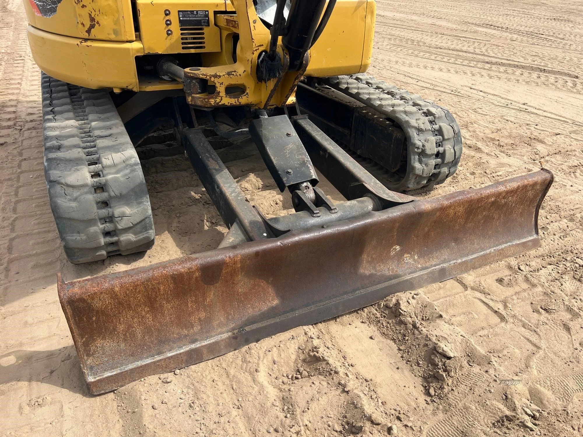 CATERPILLAR 303.5E2 CR – Mini-Pelle 3,5 T Diesel – Attache Rapide – Construction – Image 10