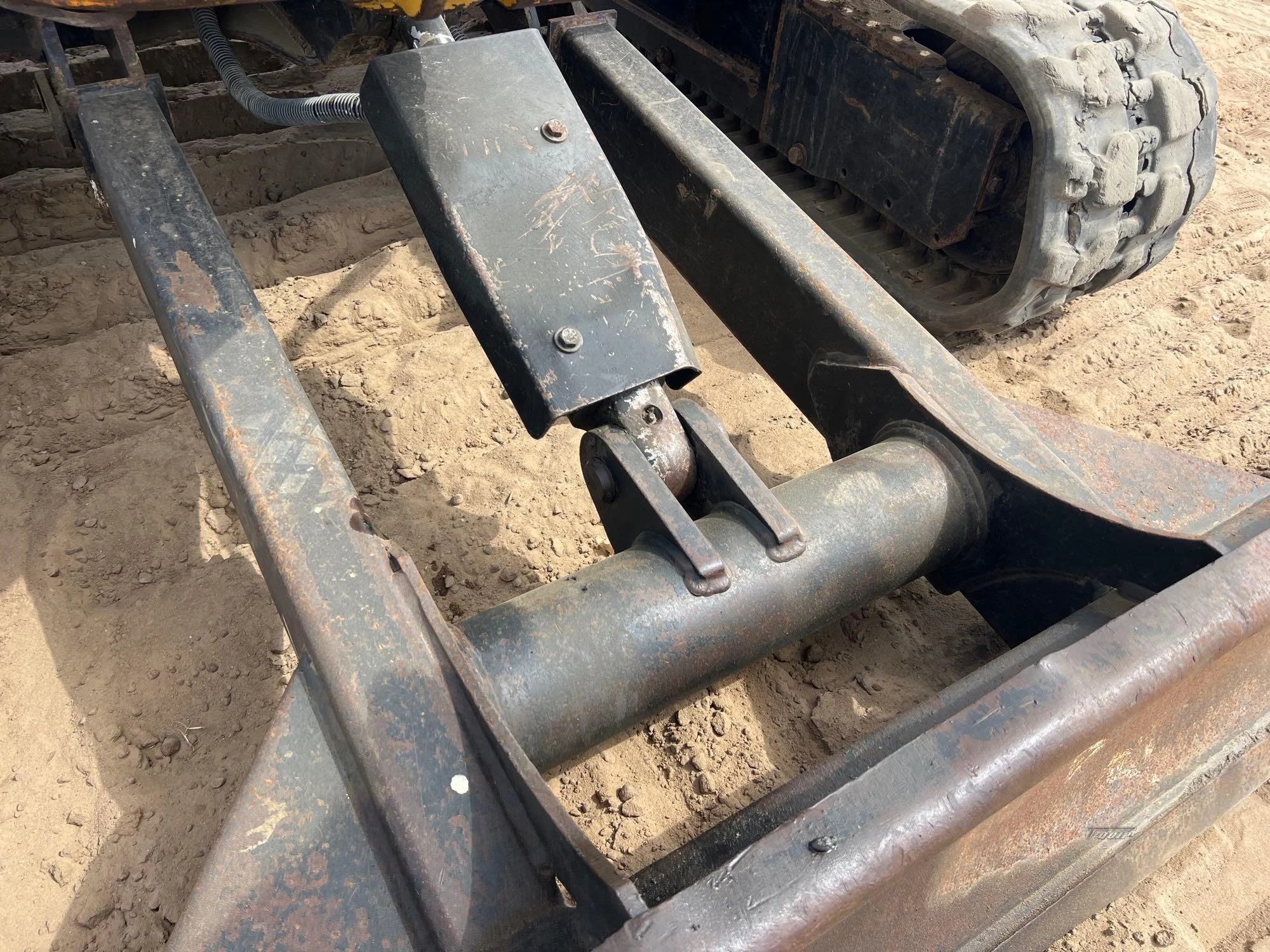 CATERPILLAR 303.5E2 CR – Mini-Pelle 3,5 T Diesel – Attache Rapide – Construction – Image 15