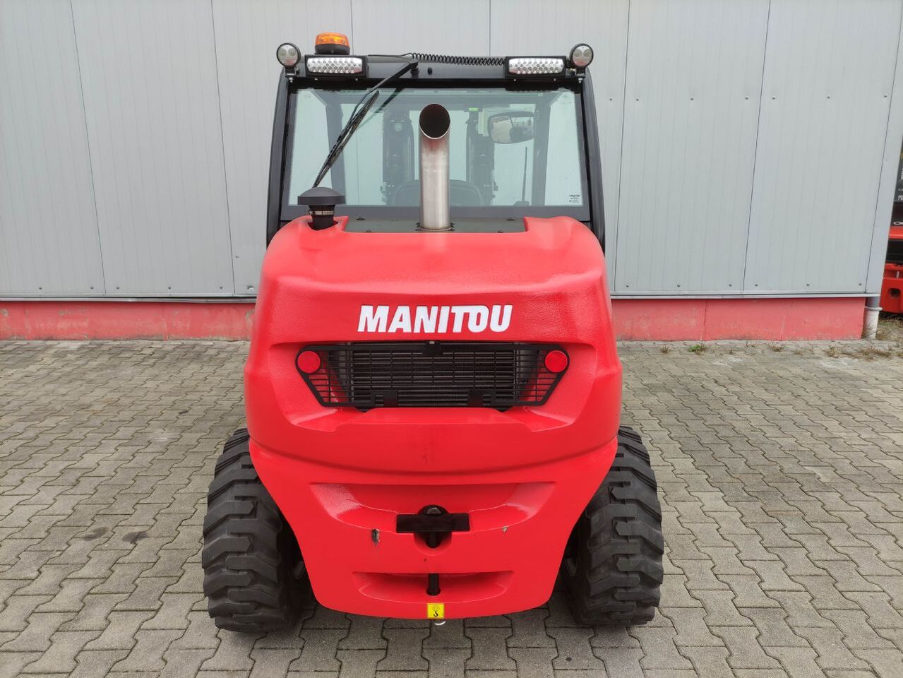 Chariot élévateur tout-terrain Manitou MC25-4 DK ST5 S1 Diesel 2 500 kg – Image 7