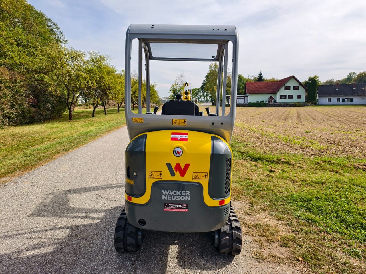 Mini-pelle Wacker Neuson ET16 diesel 2026 – 1 625 kg – 10 h – Powertilt – 3 godets – Image 14