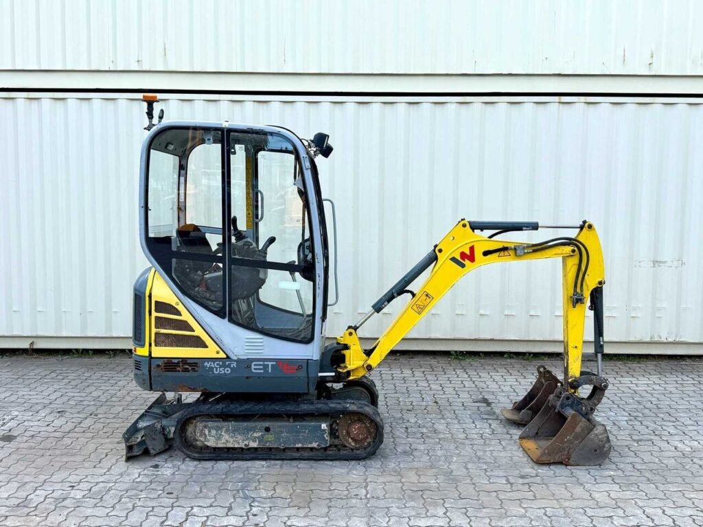 Mini-pelle Wacker Neuson ET16 2019 diesel – 1 390 h – 3 godets – Cabine